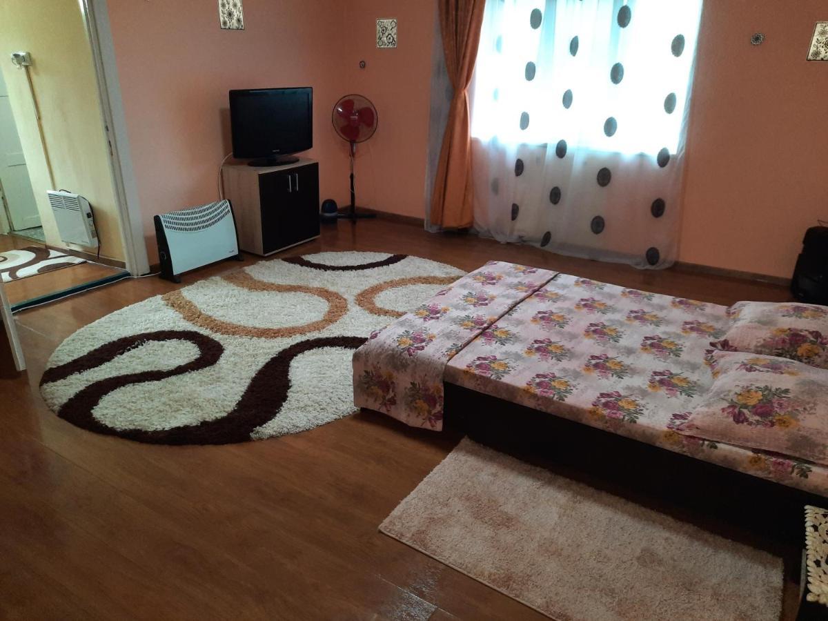 Vila La Izvorul Putinei Haţeg Zewnętrze zdjęcie